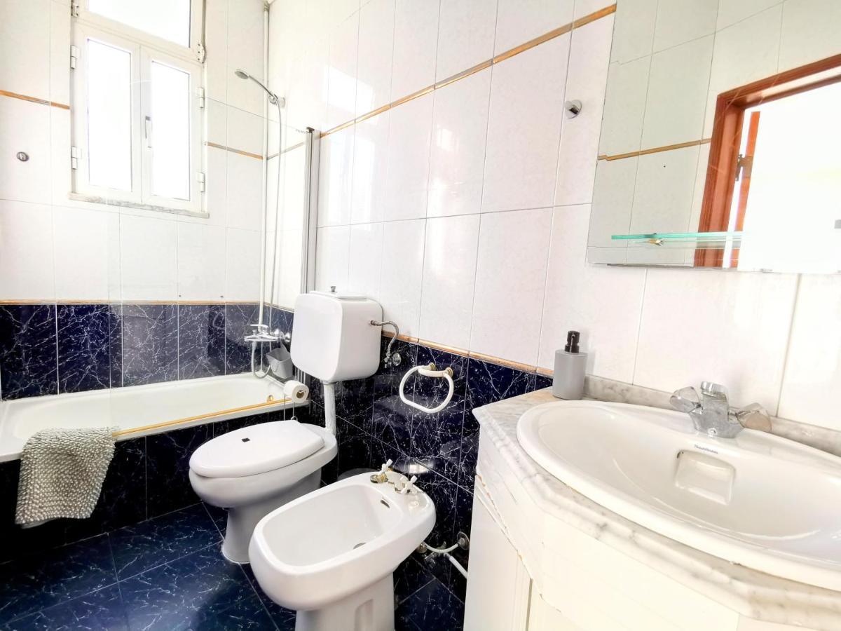 Tradicional Portuguese Apartment Lisboa Extérieur photo