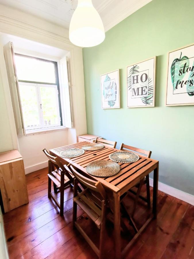 Tradicional Portuguese Apartment Lisboa Extérieur photo